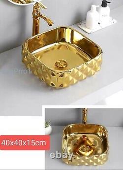 Luxury Rimless Gold Wall Hung Toilet Matching Hand Basin Soft Closing Seat